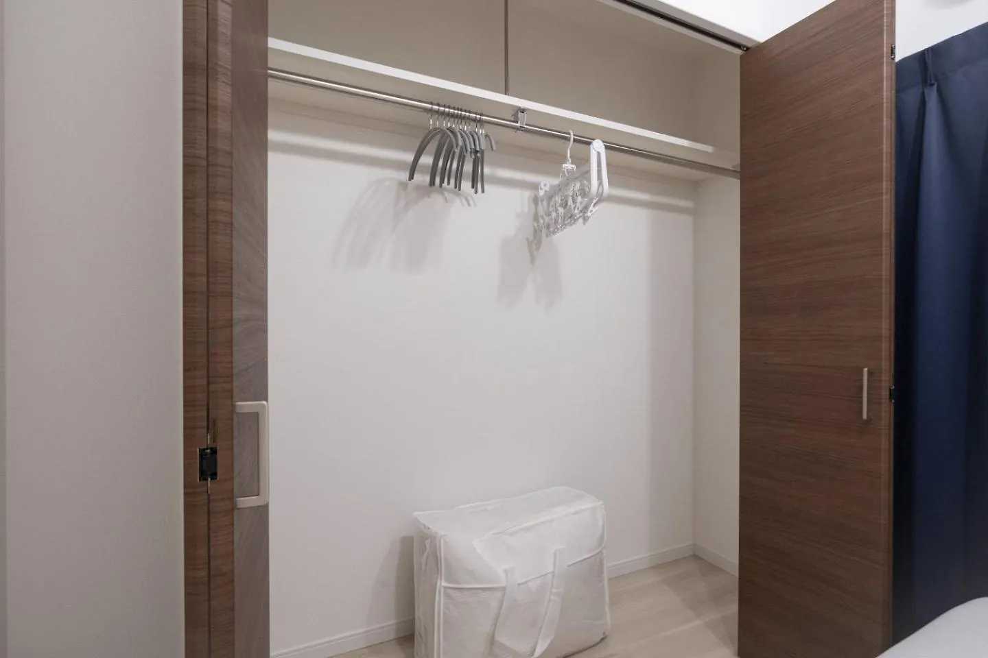Curasion Oyodonaka Apartment Osaka